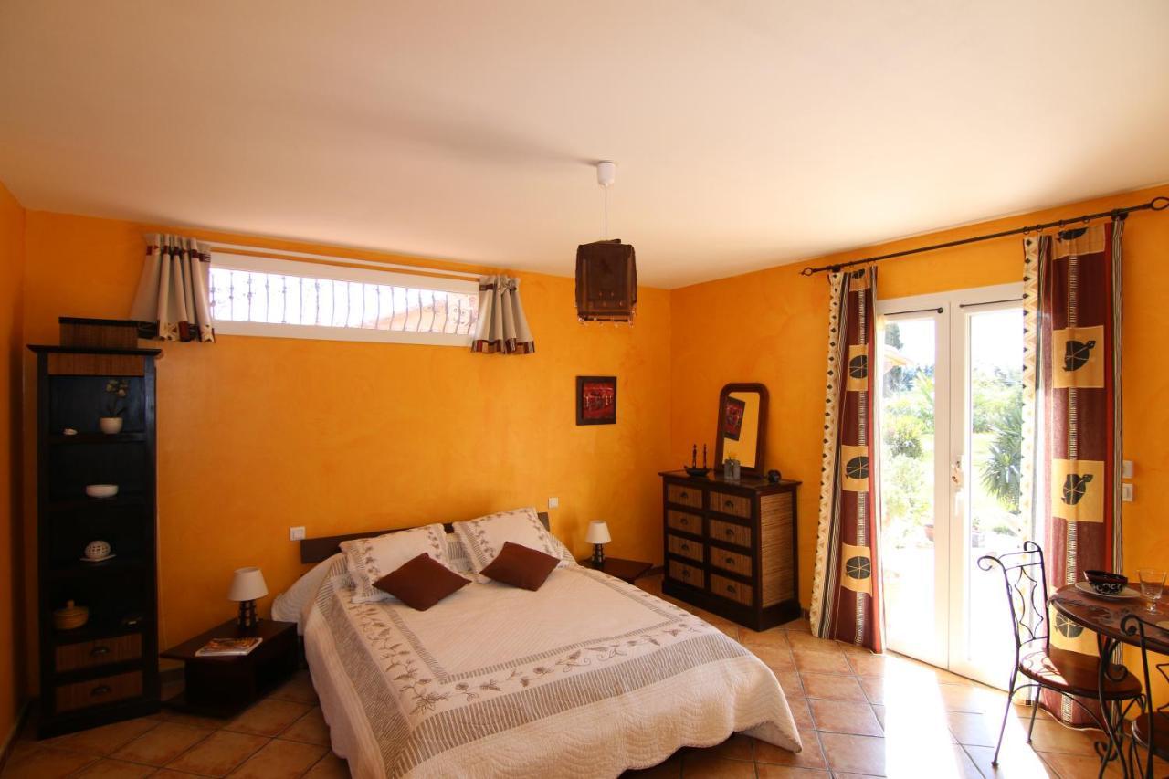 Bed and Breakfast Mas Uranie Le Soler Экстерьер фото